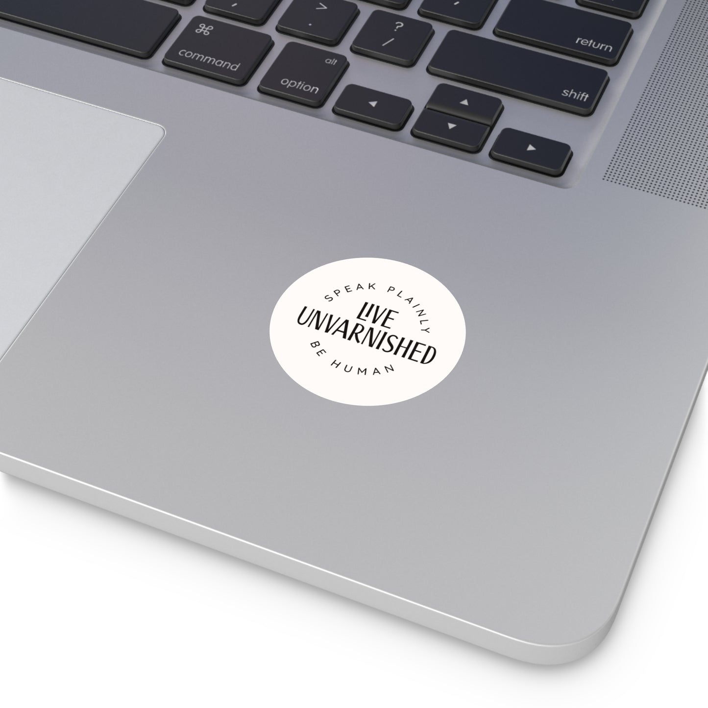 Live Unvarnished Classic Logo